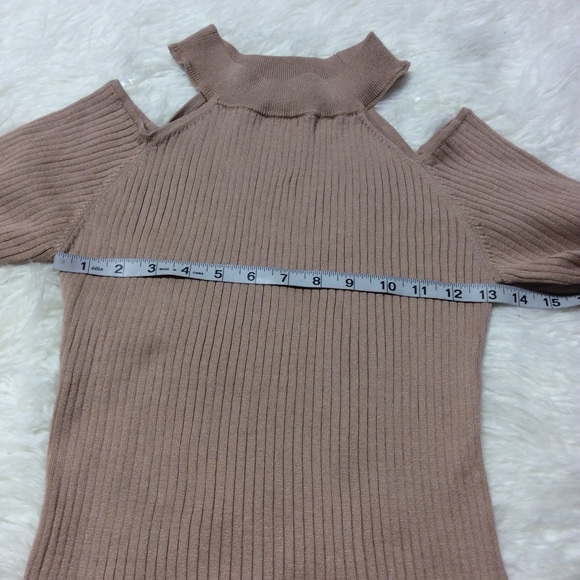 SAY WHAT? COLD SHOULDER SWEATER - Picture 5 of 6